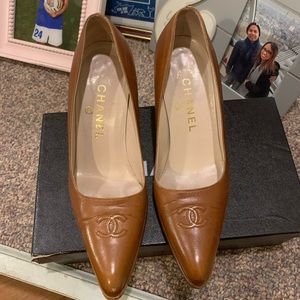 Chanel pumps in brown size 36.5